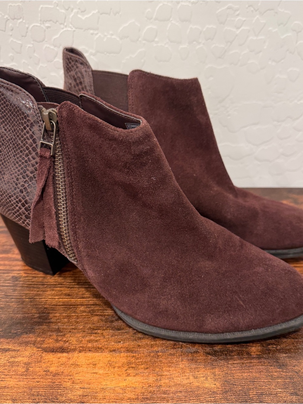 Vionic Anne Suede Ankle Booties Boots Women 8 Brown Snakeskin Print Chunky Heels